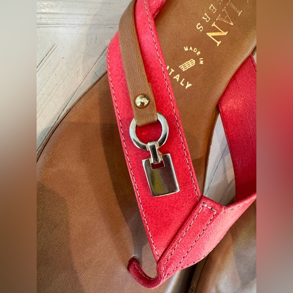 Italian Shoemakers Coral & Gold Thong Wedge Sandals – Women’s Size 8 - Picture 2 of 14